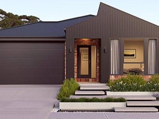 Cottage for sale in Officer, Victoria