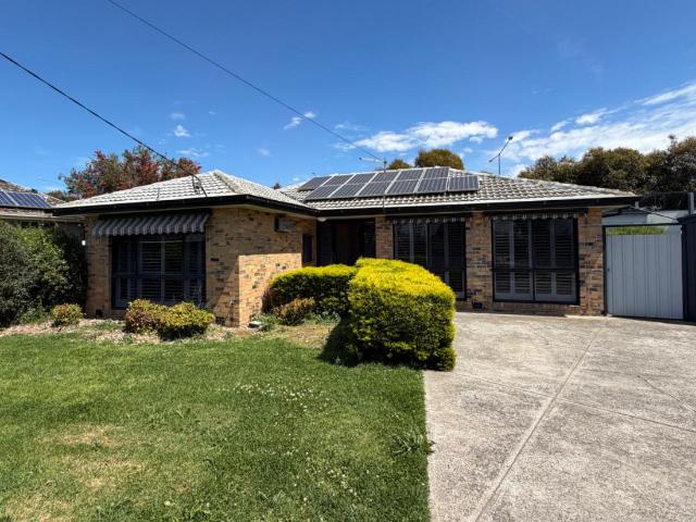 House for rent in Gladstone Park, Melbourne