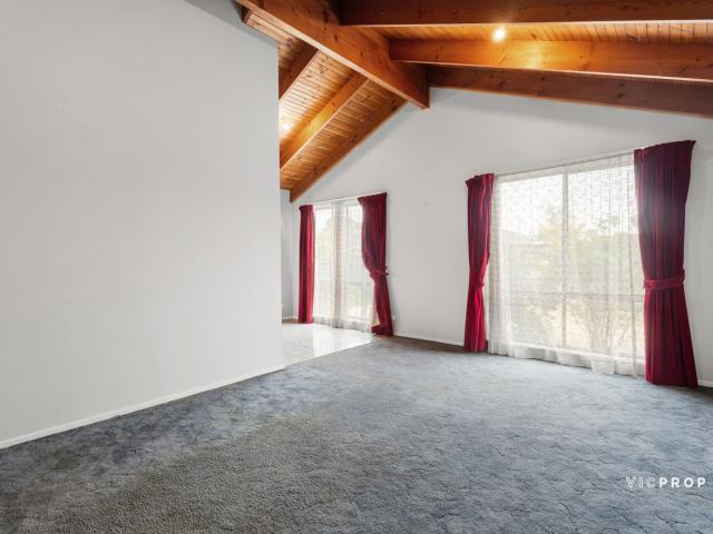 House for rent in St Albans, Melbourne