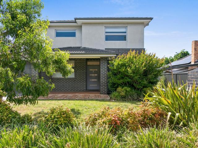 House for rent in Glenroy, Melbourne