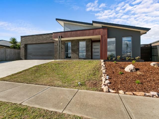 House for rent in Heritage Place Estate, Morwell