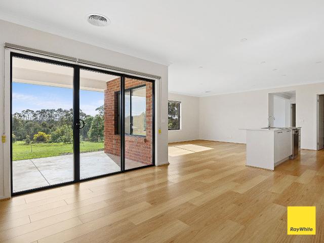 House for rent in Mandurang South, Victoria
