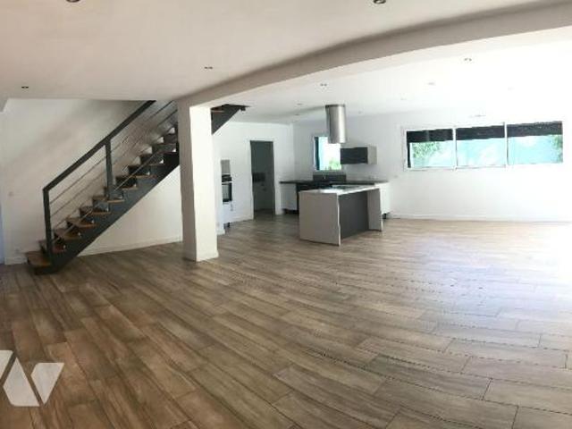 Maison location à France métropolitaine, Bretagne