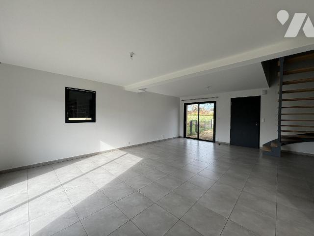 Maison location à Sur le Douet, Romagné