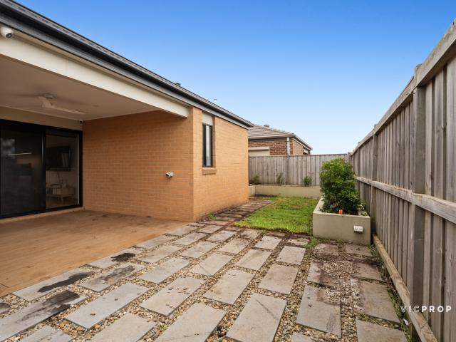 House for rent in Donnybrae, Melbourne