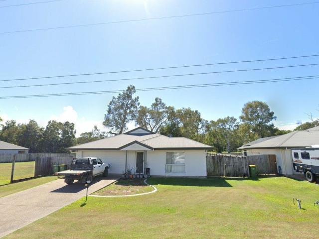 House for rent in Armstrong Beach, Queensland