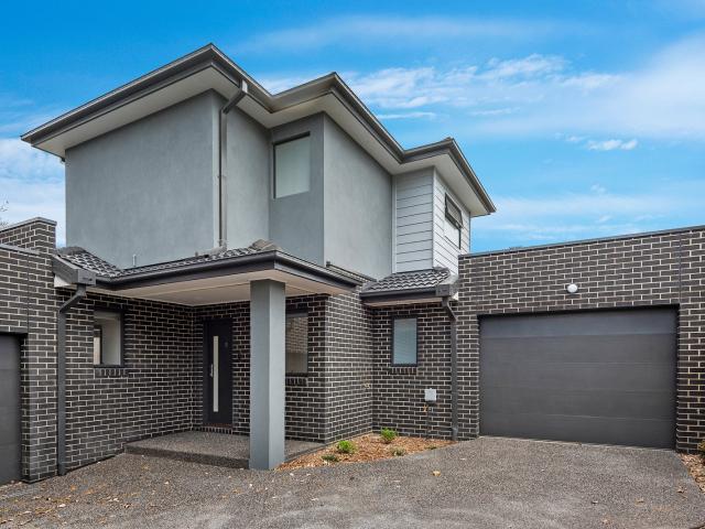 House for rent in Heidelberg Heights, Melbourne