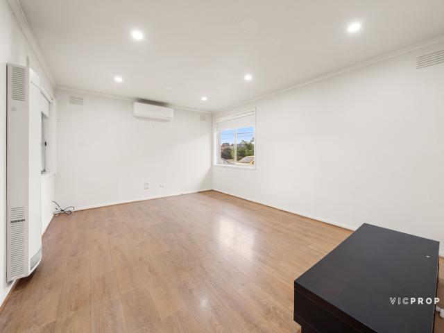 House for rent in Sunshine West, Melbourne