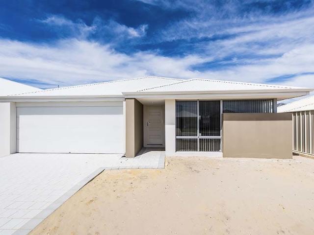 House for rent in Golden Bay, Western Australia