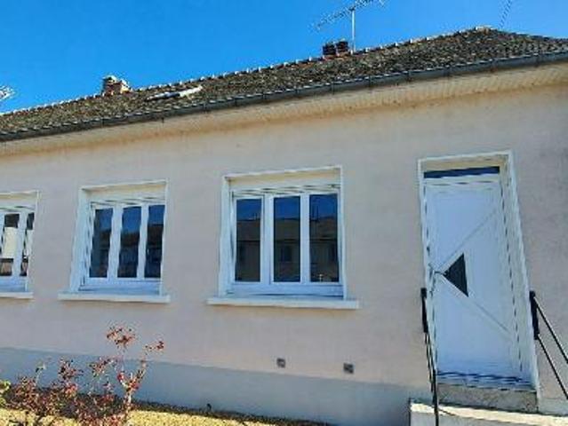 Maison location à Château-Gontier, Quelaines-saint-gault