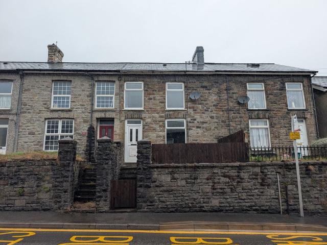 House for rent in Cymmer, Wales