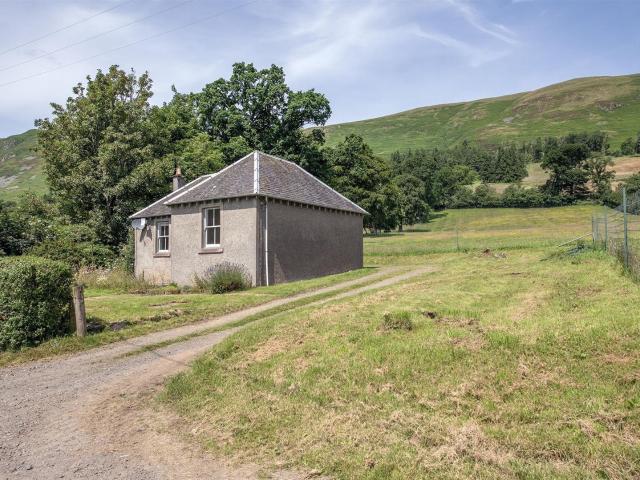 House for rent in Lower Mains, Dollar