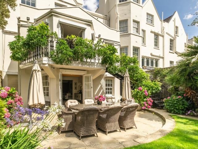 House for rent in Kensington, Greater London