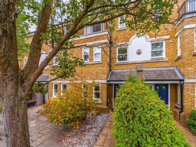 House for rent in Hampton Hill, Greater London