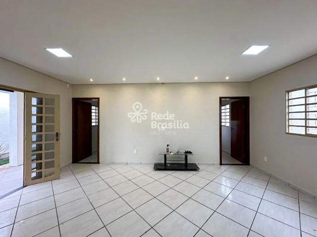 Casa aluguel em Vila Areal, Arniqueira