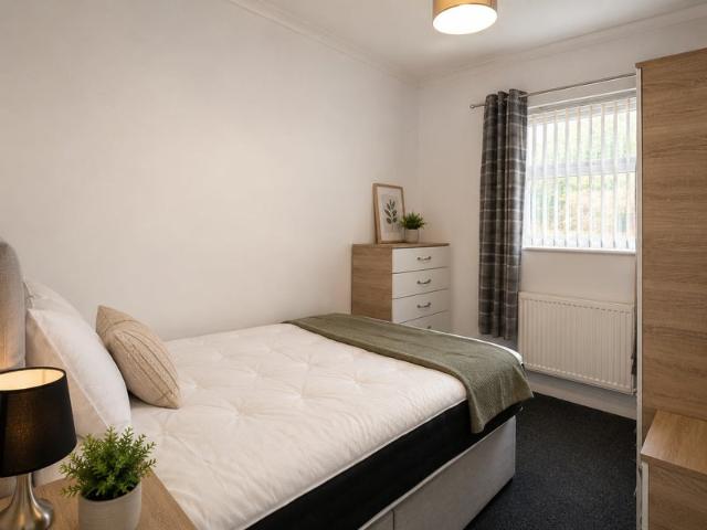Room for rent in Cutsyke, Castleford