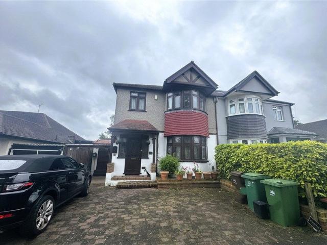 House for rent in London Borough of Sutton, Greater London