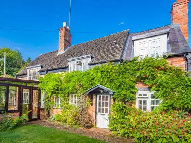 House for rent in Ashampstead, West Berkshire