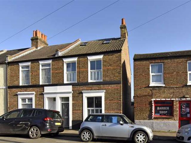 House for rent in Clewer Village, Windsor