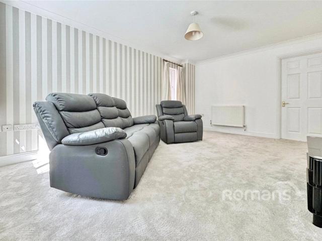 House for rent in Little Sandhurst