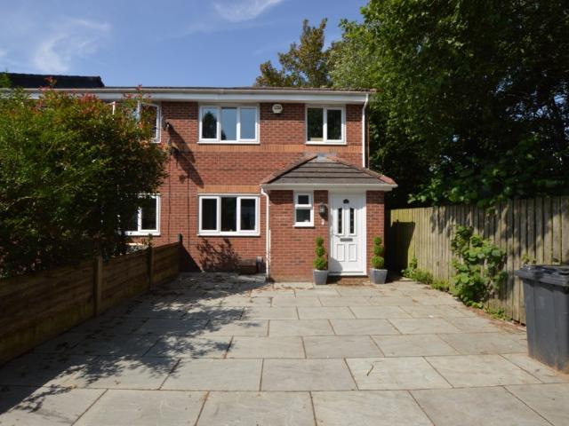 House for rent in Low Green, Wigan