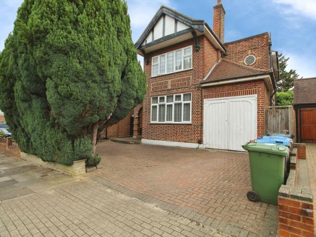 House for rent in Kenton, Harrow On The Hill