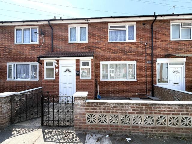 House for rent in Thamesmead, Greater London