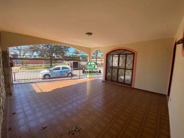 Casa aluguel em Região Imediata de São José dos Campos, Região Metropolitana do Vale do Paraíba e Litoral Norte