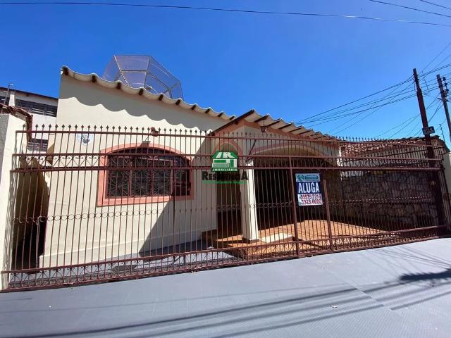 Casa aluguel em Região Imediata de São José dos Campos, Região Metropolitana do Vale do Paraíba e Litoral Norte