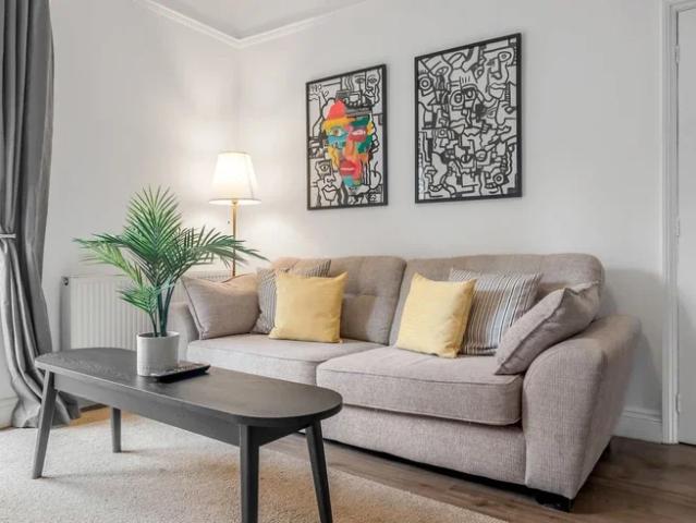 House for rent in New Catton, East Bank