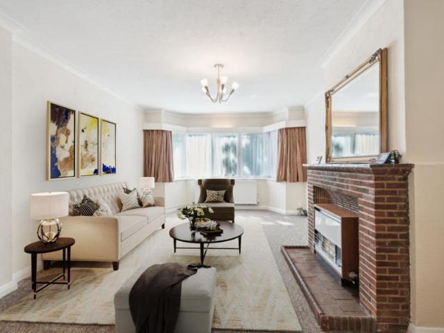 House for rent in Pinner, Greater London