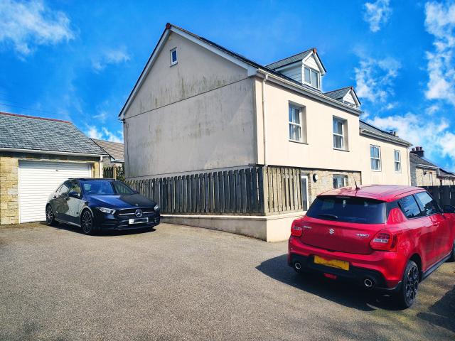 House for rent in Mabe Burnthouse