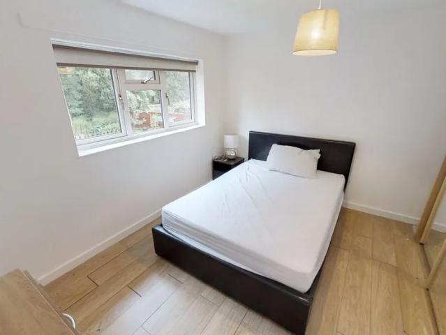 House for rent in Westborough, Surrey