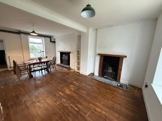 House for rent in Cwarter Bach, Lower Brynamman