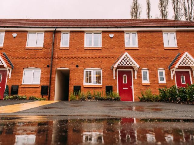 House for rent in Burnedge, Greater Manchester