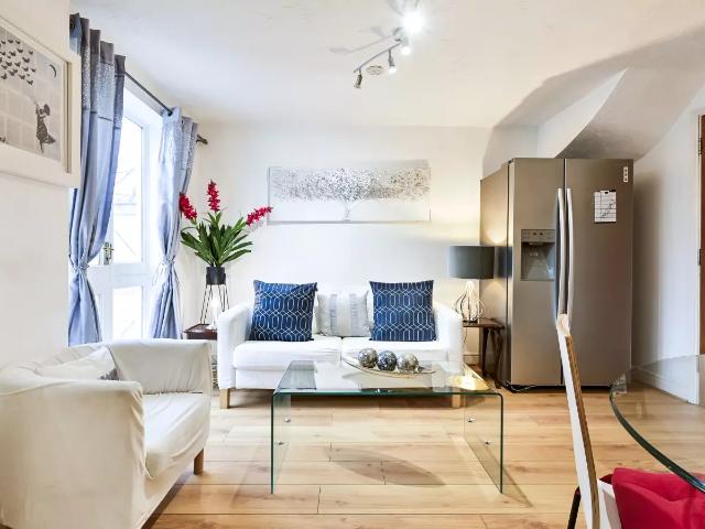 House for rent in Charlton Riverside, Greater London