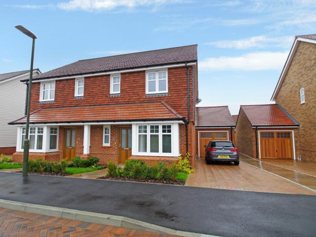 House for rent in Wickhurst Green, Horsham