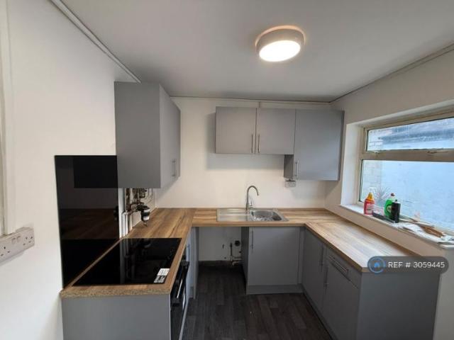 House for rent in Holt Lane End, Oldham