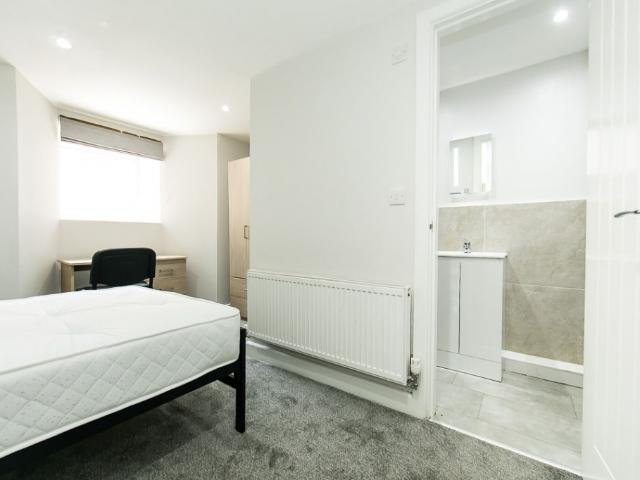 House for rent in Burley, Leeds