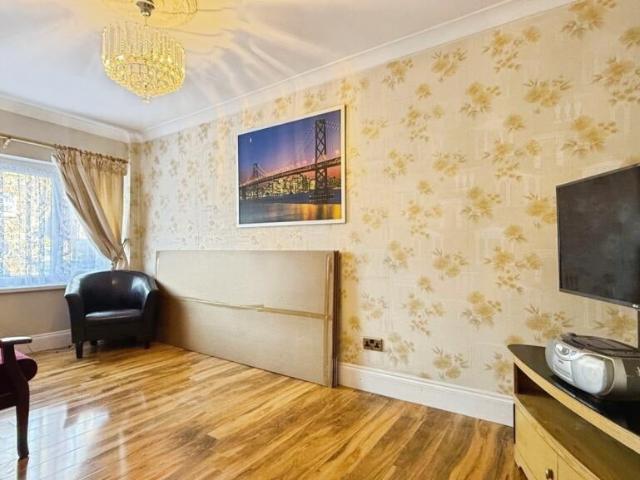 House for rent in Belvedere, Greater London