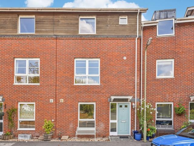 House for rent in Harestock, Hampshire