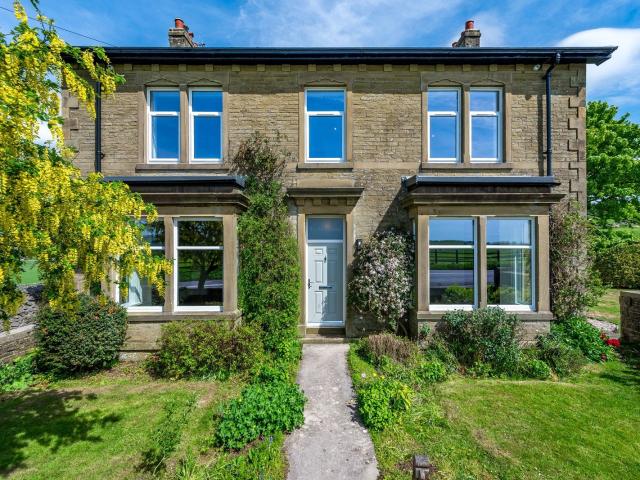 House for rent in Bare, Lancashire