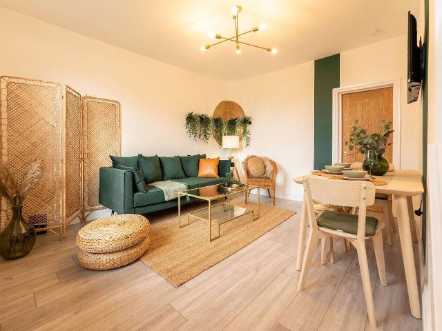 House for rent in Oakwood, West Yorkshire
