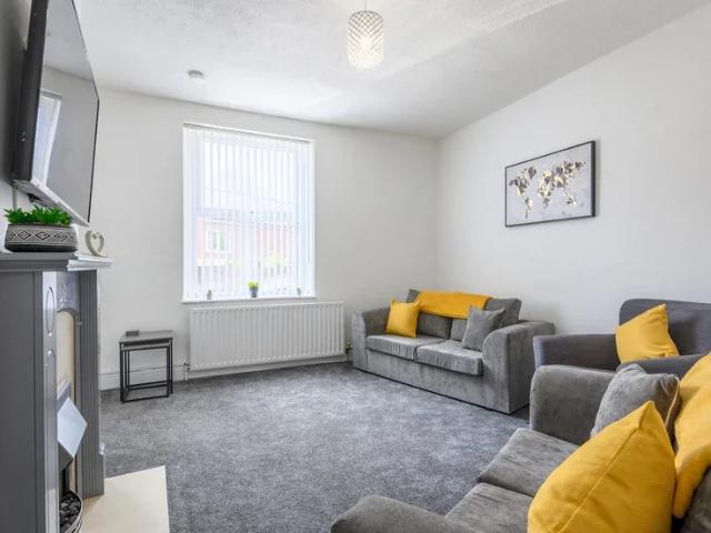 House for rent in Churwell, West Yorkshire