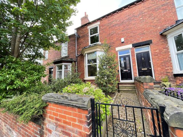 House for rent in Marl Pits, Wakefield