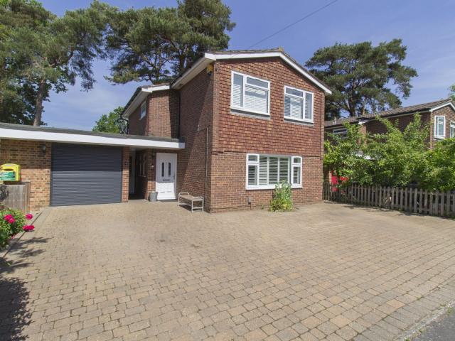 House for rent in Hart, Hampshire
