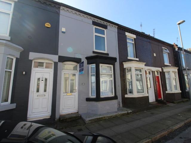 House for rent in Calderstones