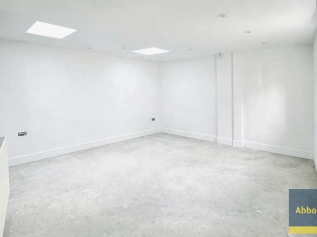 Flat for rent in The Dales, Key Street