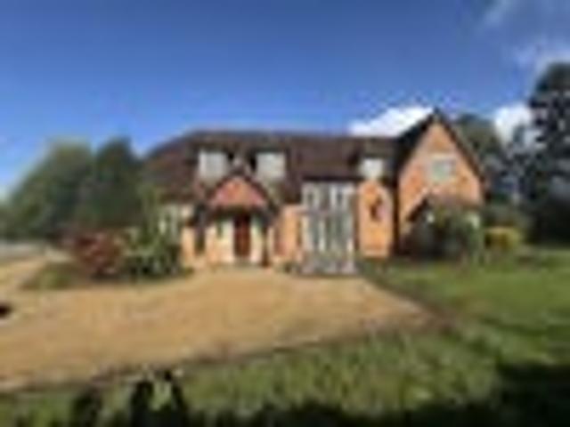 House for rent in Goffs Oak, Broxbourne