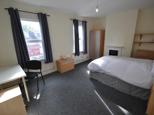House for rent in Whitley, Reading